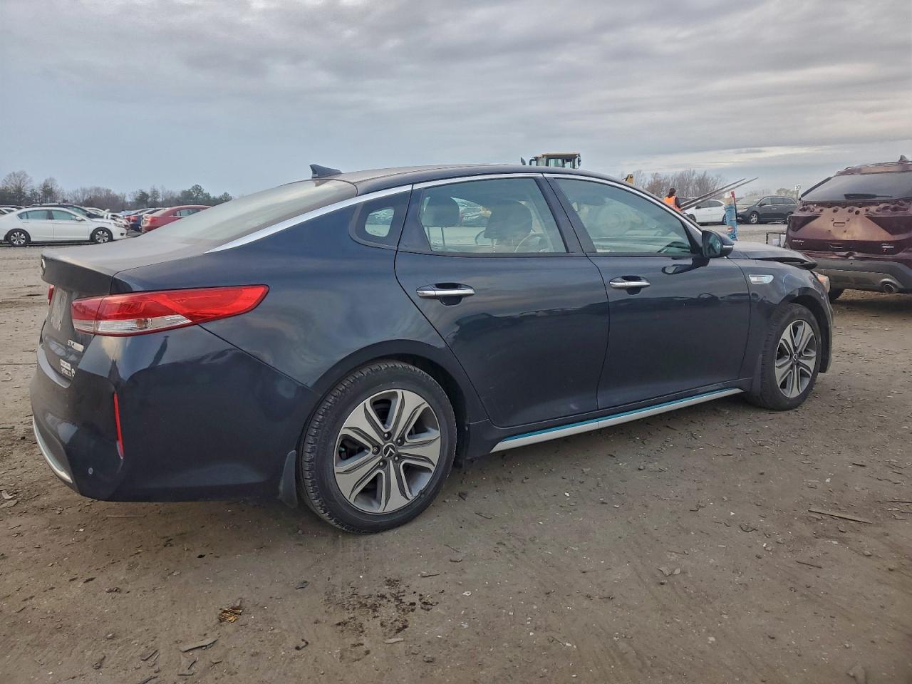 KIA OPTIMA PLUG-IN HYBRID
