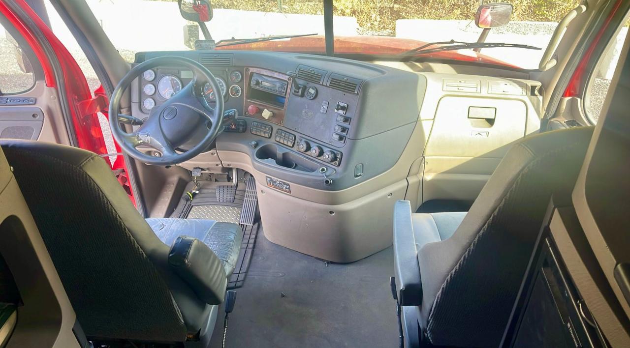 Lot #3281561433 2014 FREIGHTLINER CASCADIA 1