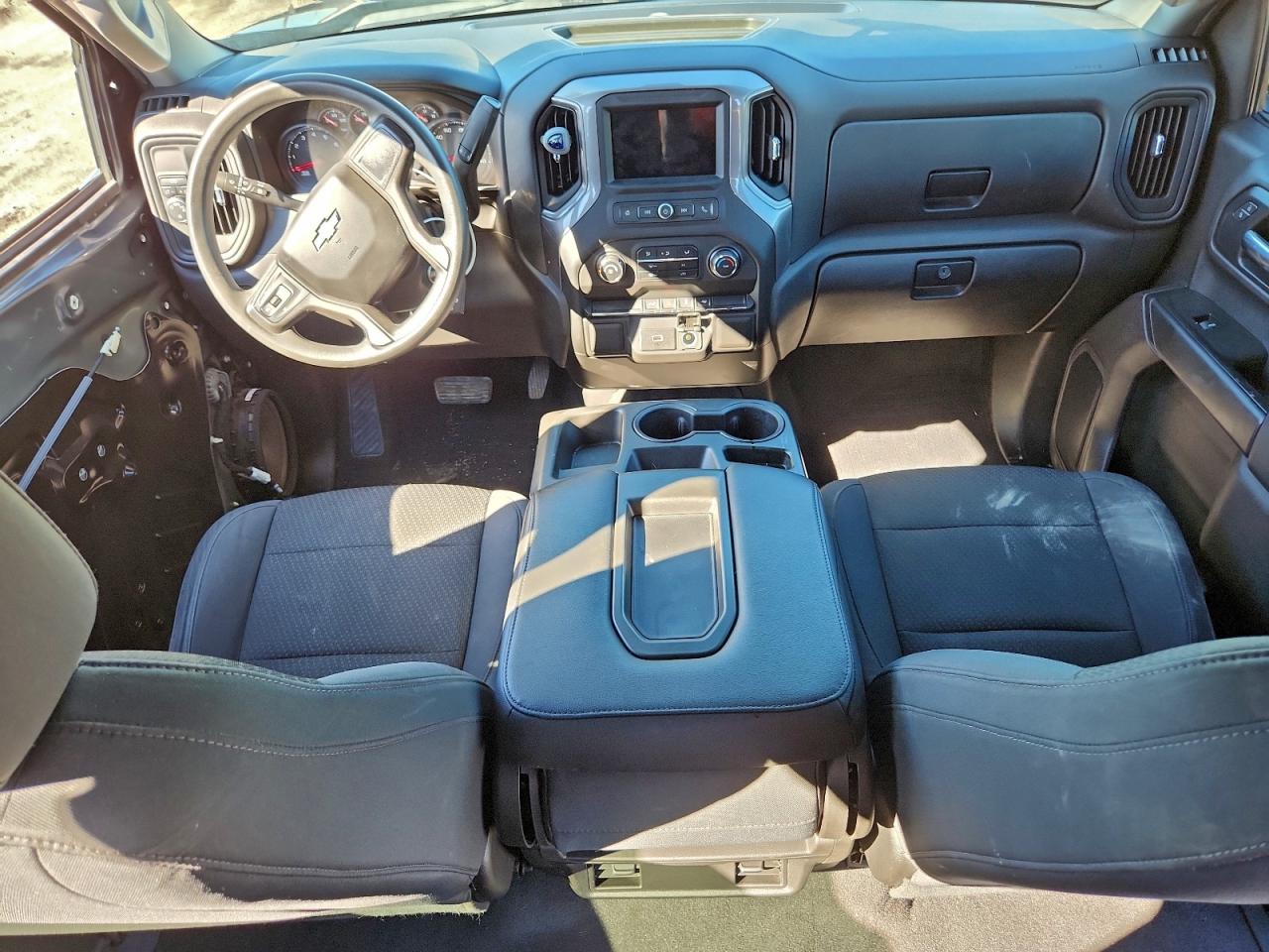 CHEVROLET SILVERADO C1500 CUSTOM