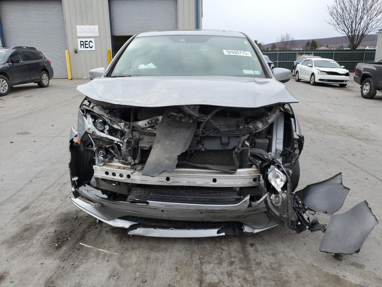 Lot #3308459294 2019 HONDA ODYSSEY EX