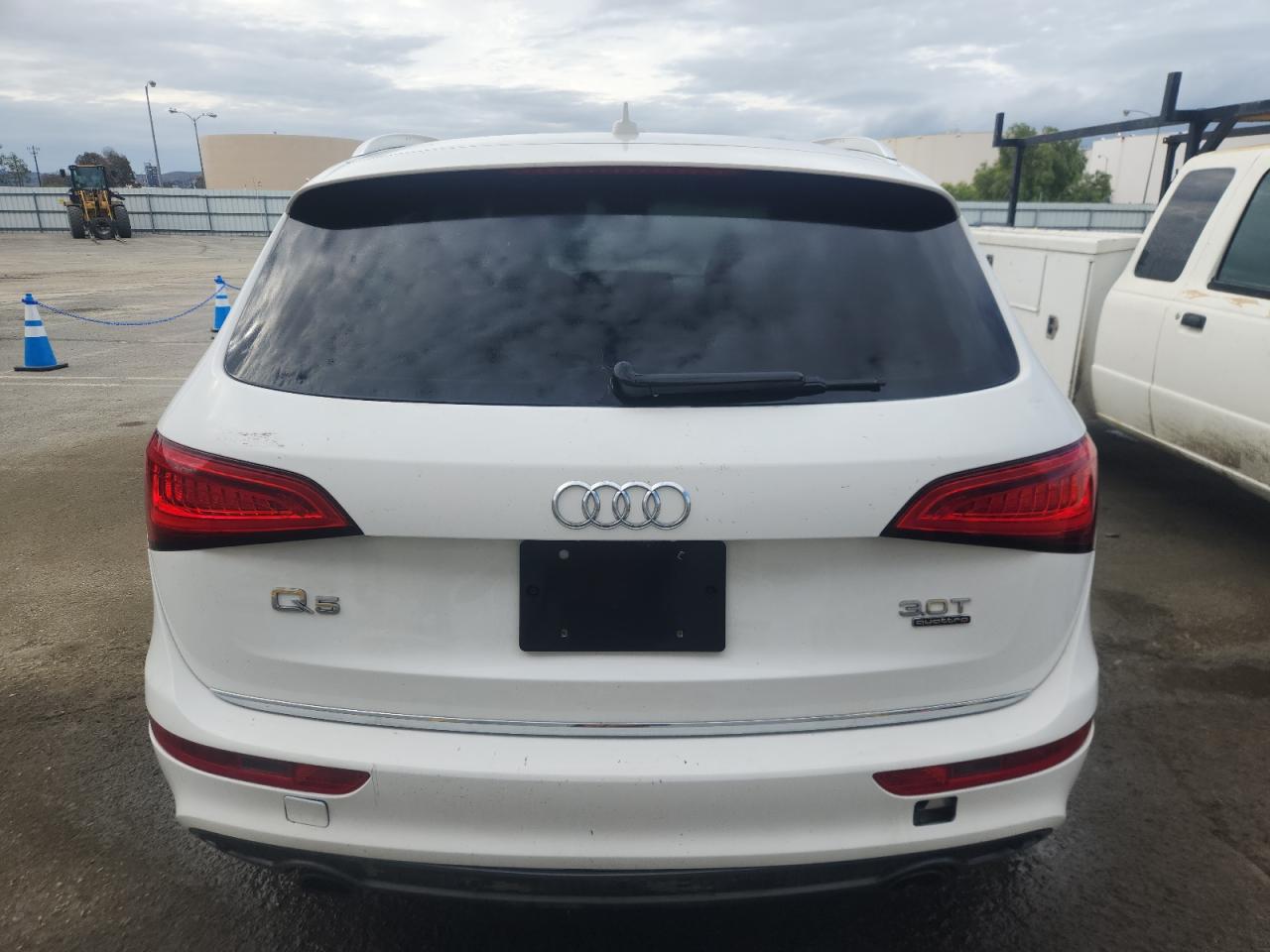 AUDI Q5 PREMIUM PLUS S-LINE