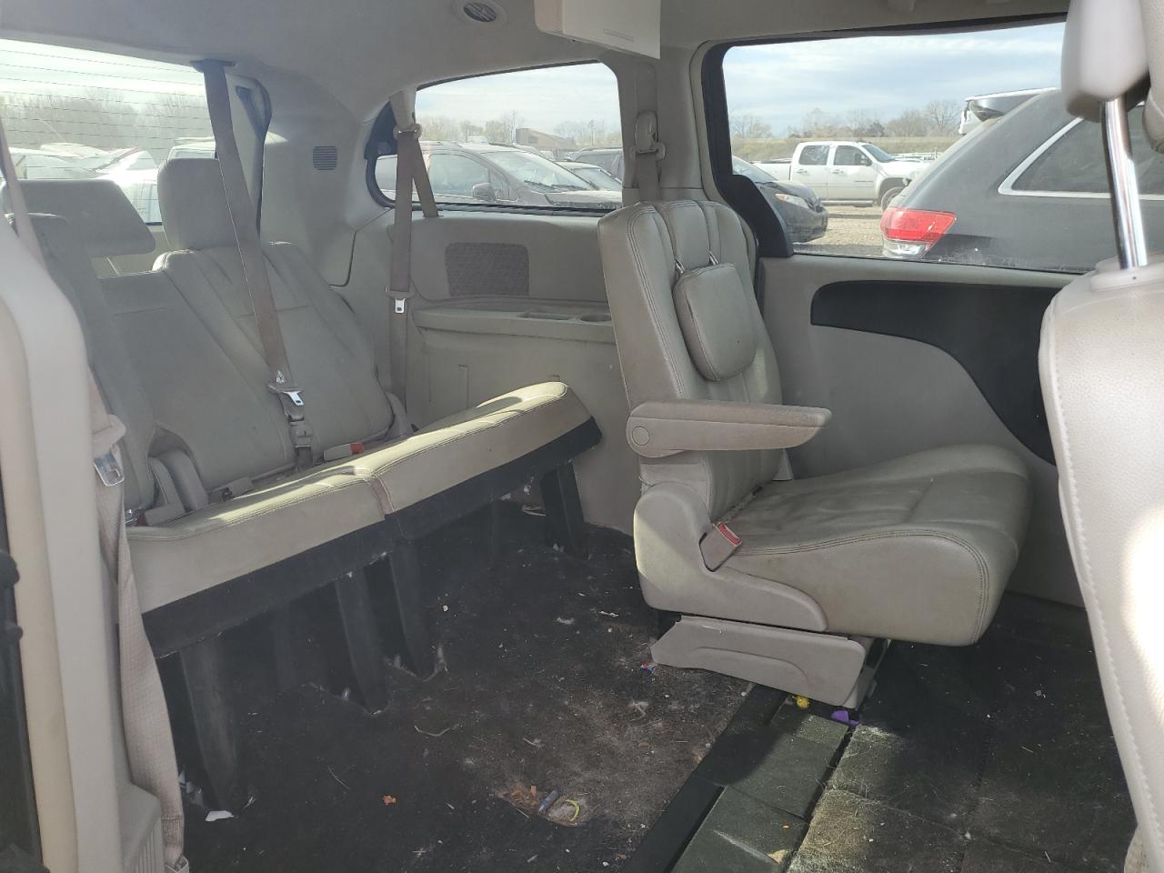 CHRYSLER TOWN & COUNTRY TOURING