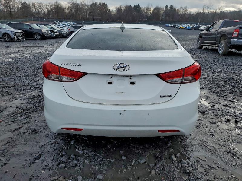 2013 HYUNDAI ELANTRA GL #3304753916