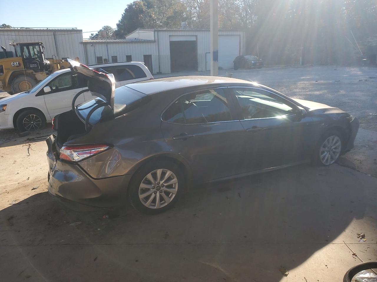 Lot #3309583583 2018 TOYOTA CAMRY L