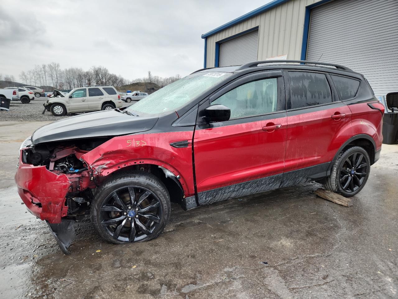 Lot #3301970464 2019 FORD ESCAPE SE
