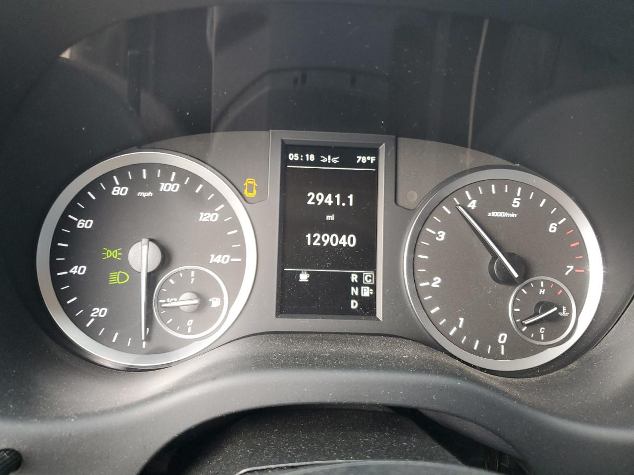 MERCEDES-BENZ METRIS