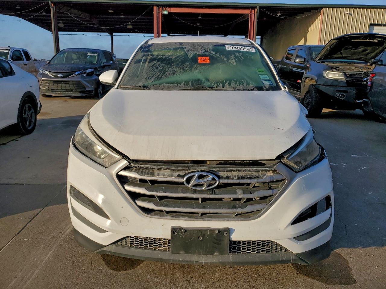 HYUNDAI TUCSON SE