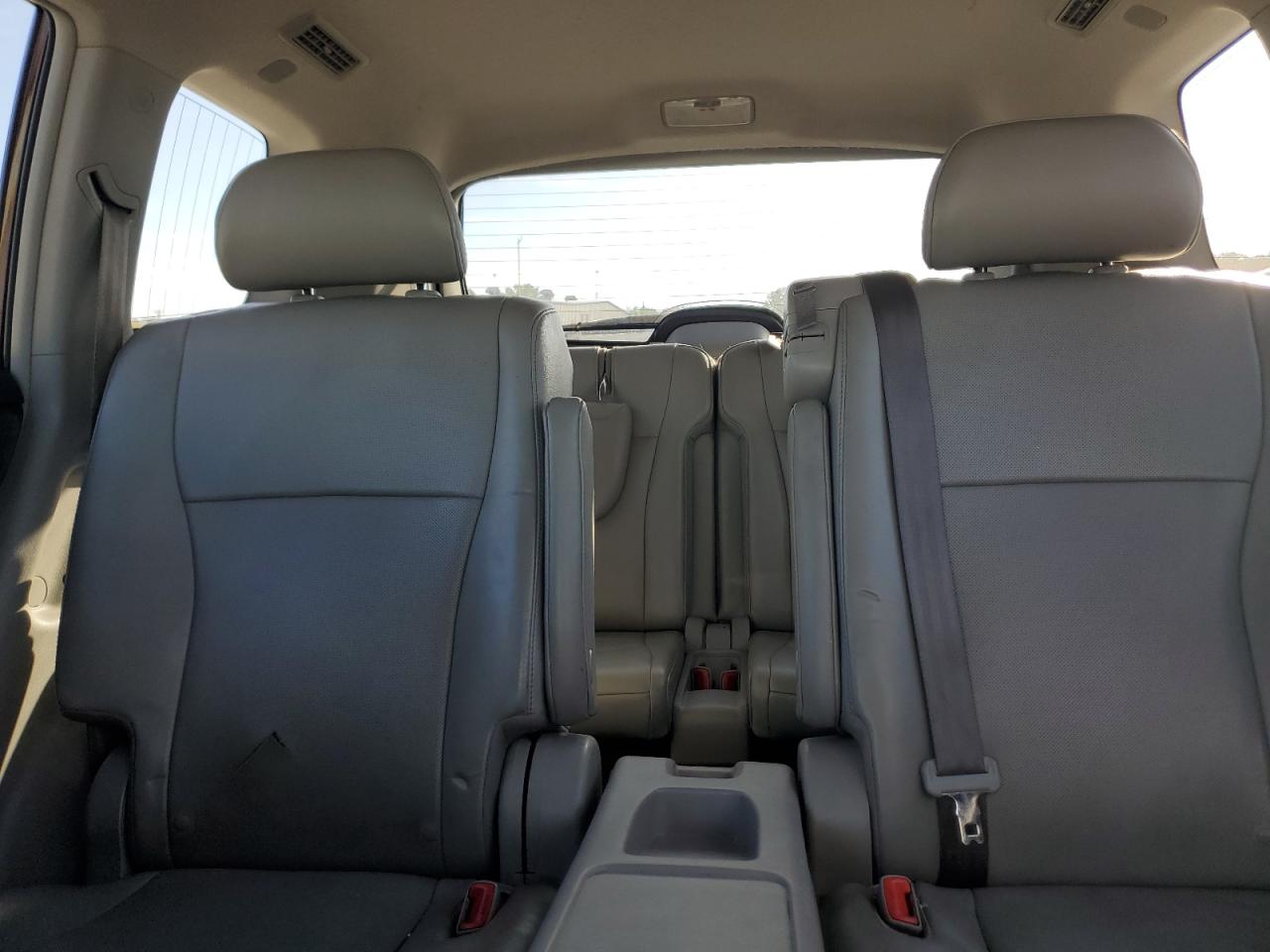 TOYOTA HIGHLANDER LIMITED