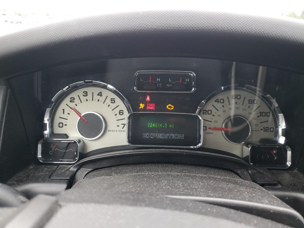 FORD EXPEDITION LIMITED