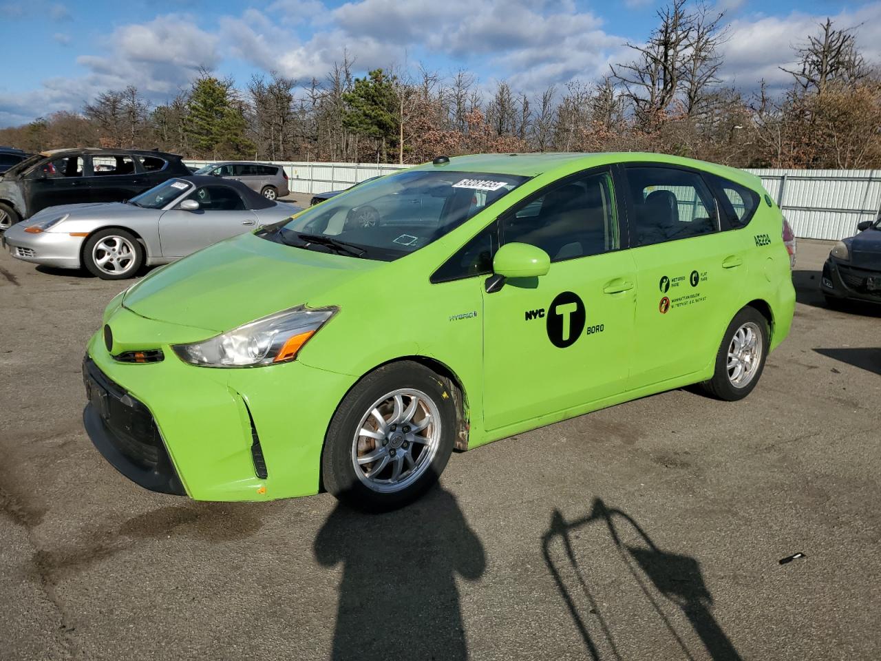 TOYOTA PRIUS V