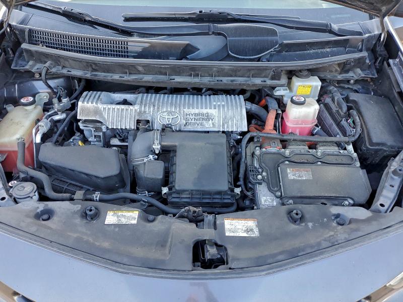 2017 TOYOTA PRIUS V #3306735063