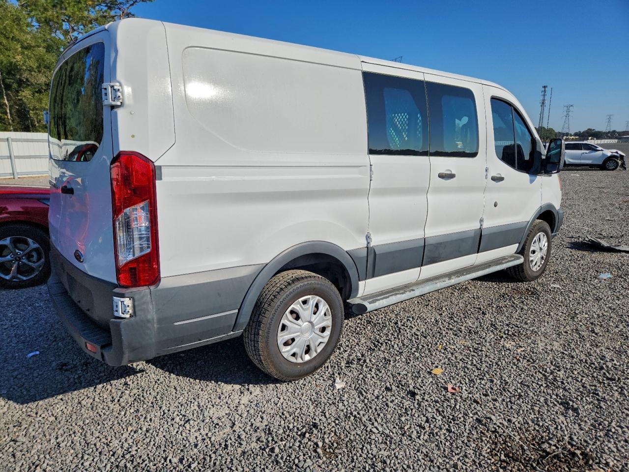 FORD TRANSIT T-250