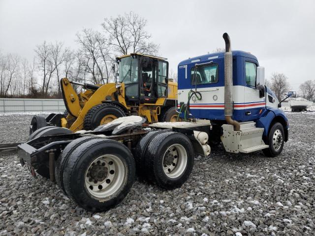 2017 PETERBILT 579 #3287411364