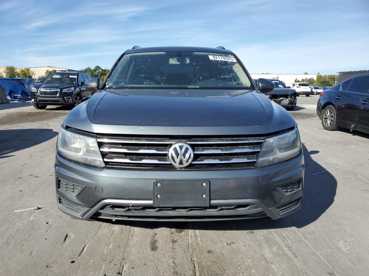 VOLKSWAGEN TIGUAN SE