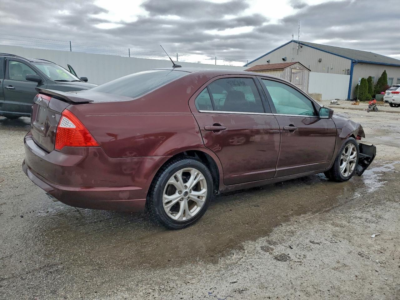 FORD FUSION SE