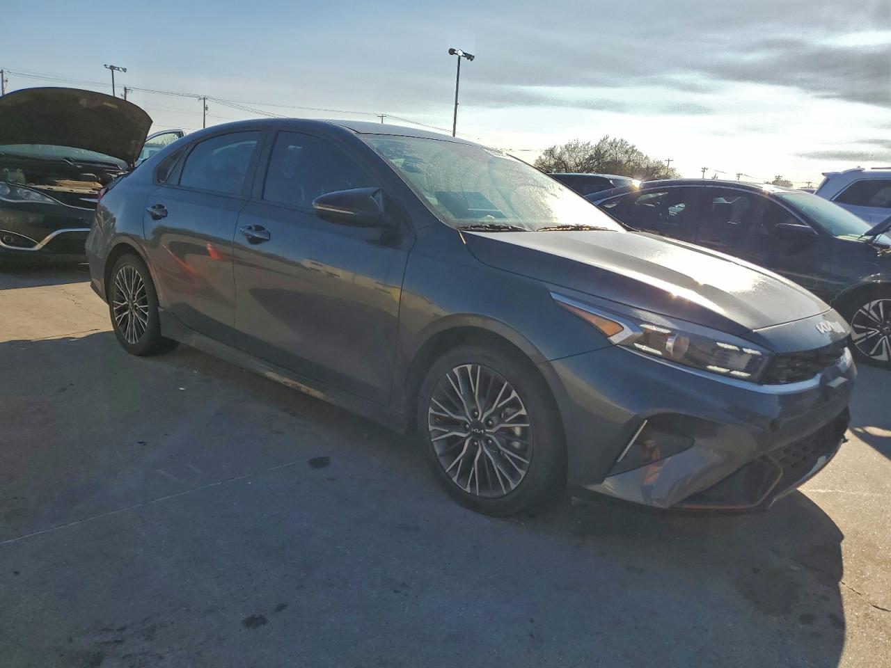 KIA FORTE GT LINE