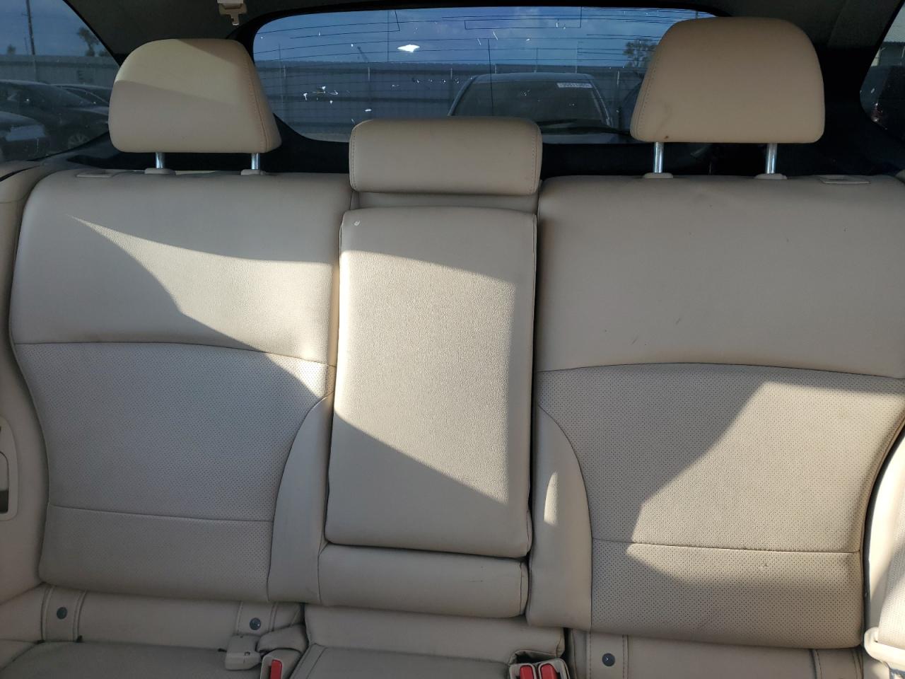 SUBARU OUTBACK 3.6R LIMITED