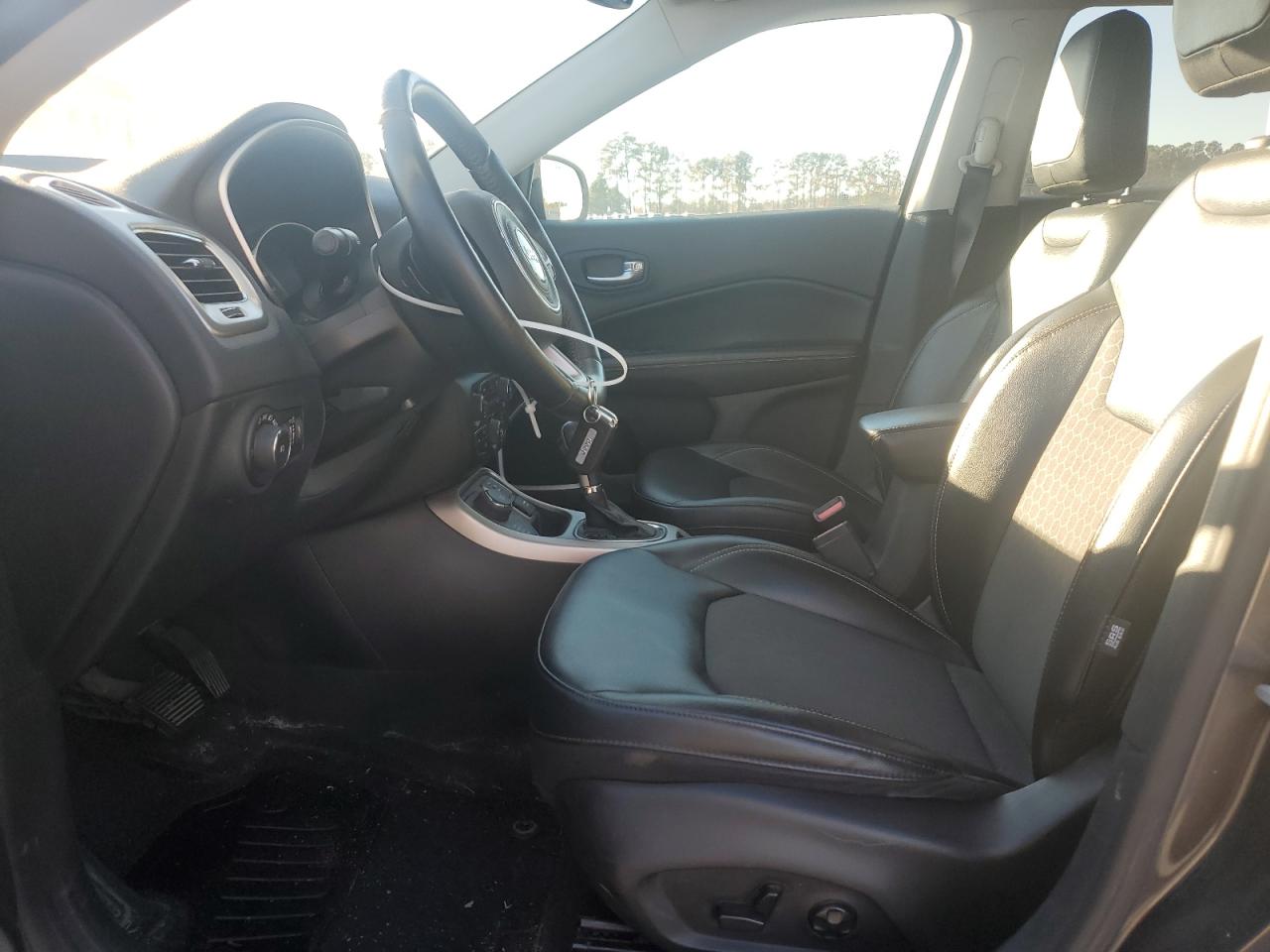 JEEP COMPASS LATITUDE