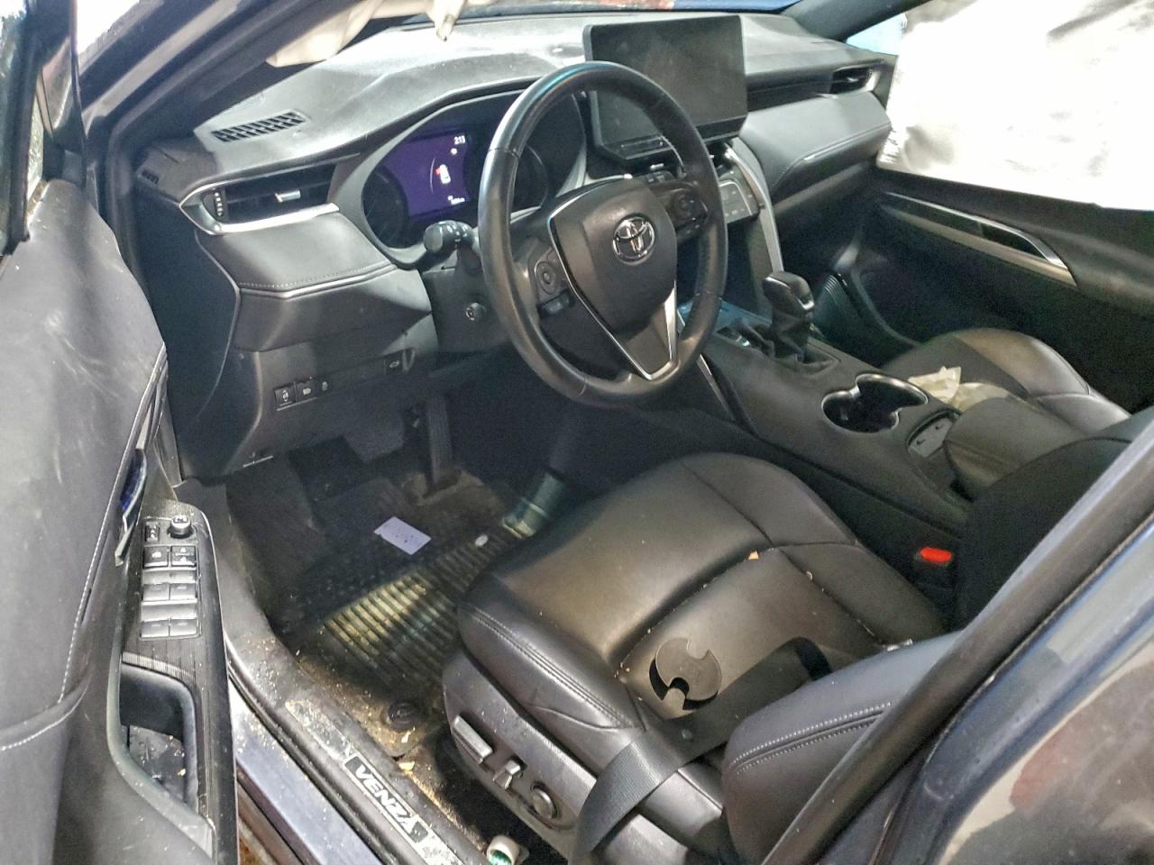 Lot #3317824234 2023 TOYOTA VENZA LE