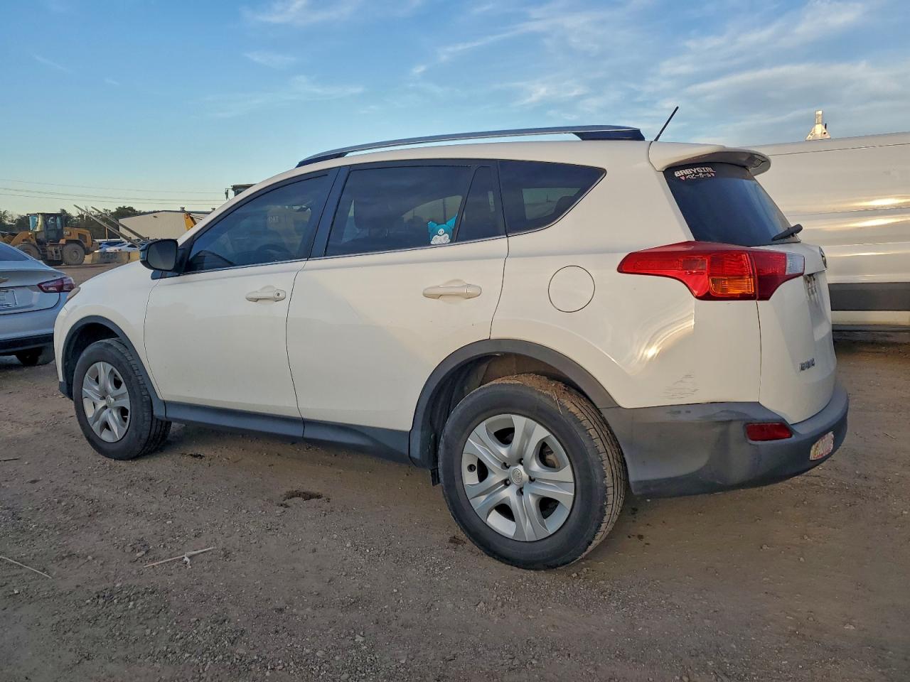 TOYOTA RAV4 LE