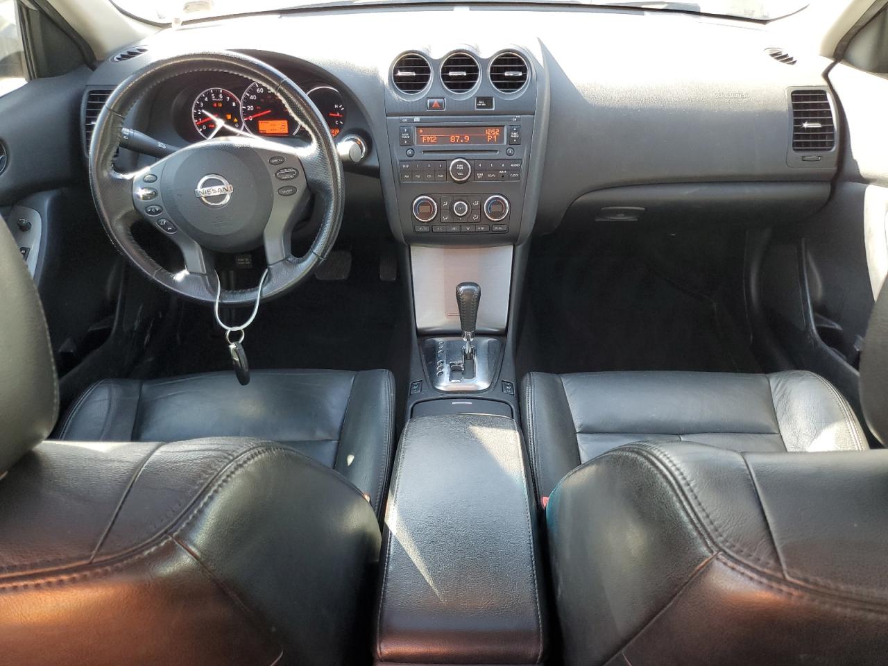 NISSAN ALTIMA BASE