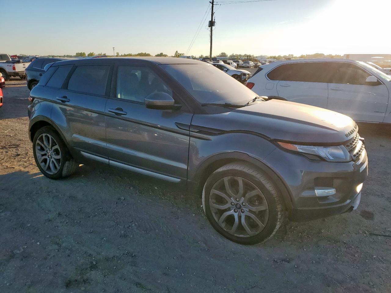 LAND ROVER RANGE ROVER PURE PLUS