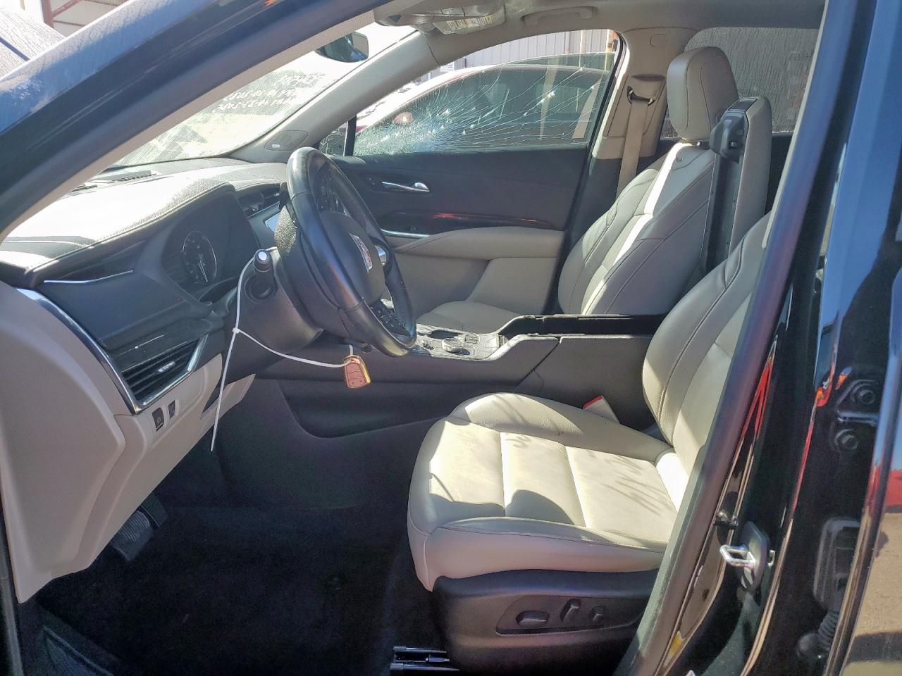 CADILLAC XT4 PREMIUM LUXURY