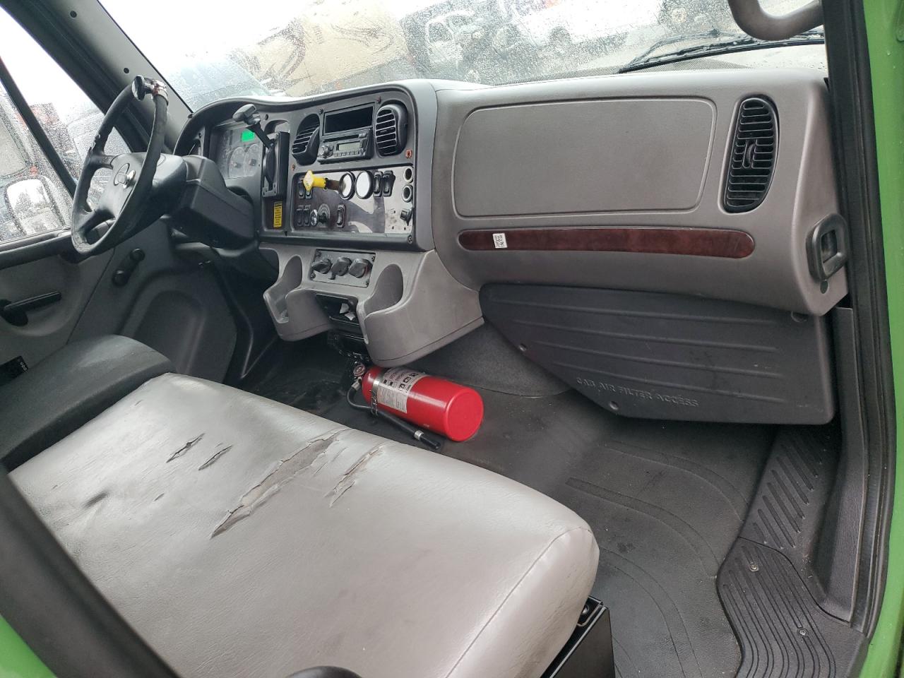 Lot #3316728421 2016 FREIGHTLINER M2 106 MED