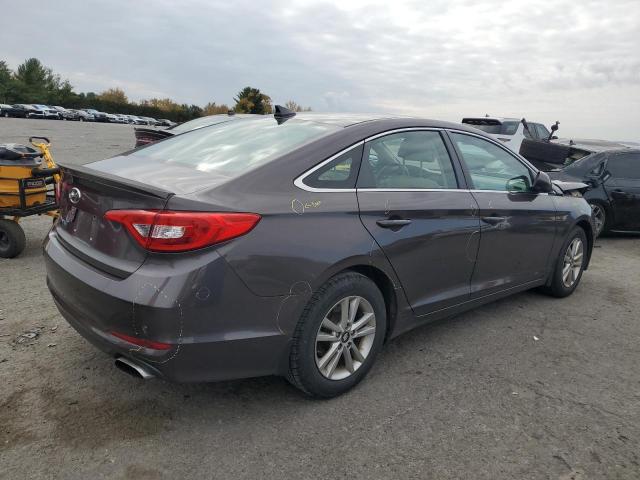 2015 HYUNDAI SONATA SE 5NPE24AF2FH061579
