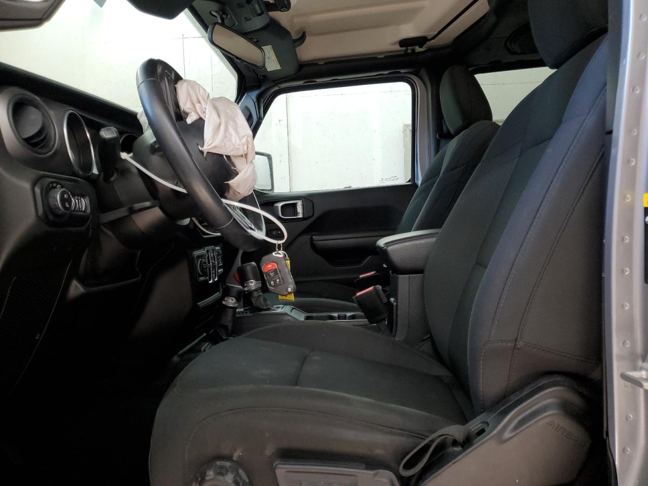 JEEP GLADIATOR SPORT