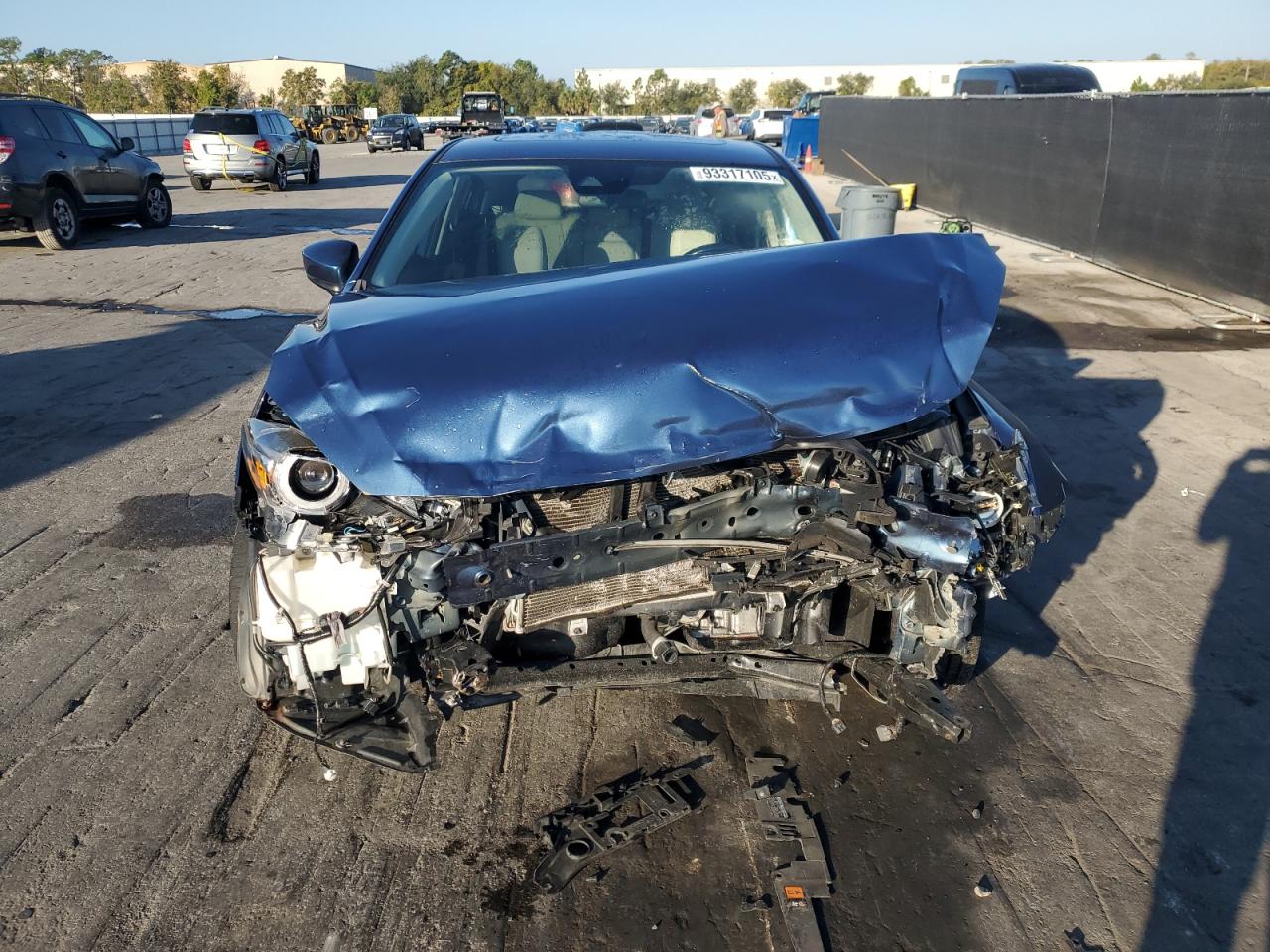 MAZDA 3 GRAND TOURING