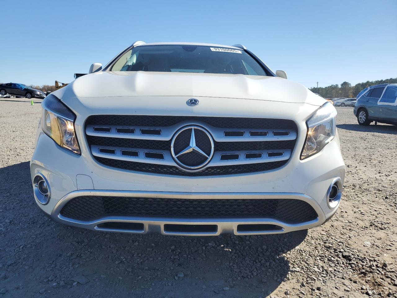 MERCEDES-BENZ GLA-CLASS 250