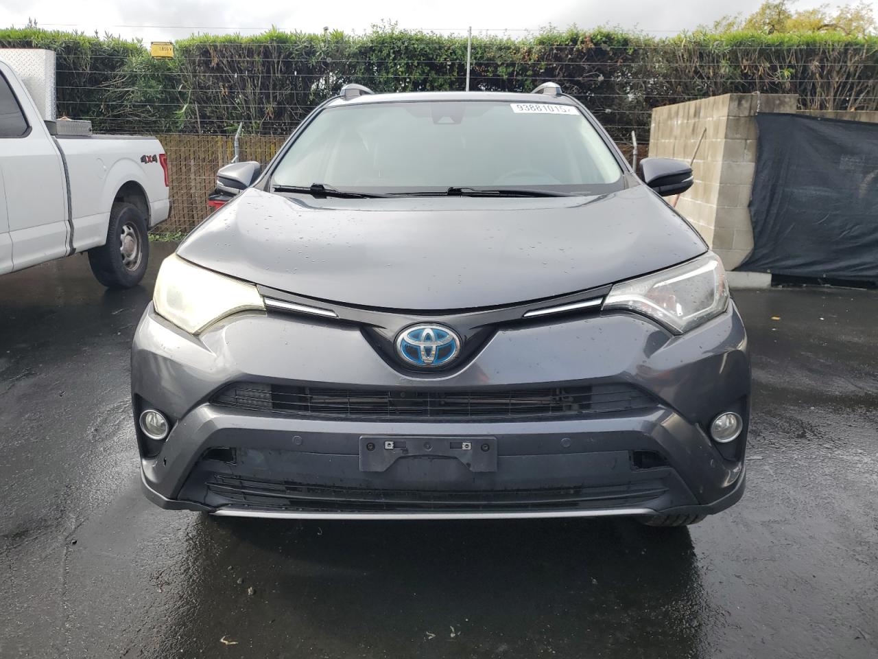 TOYOTA RAV4 LE