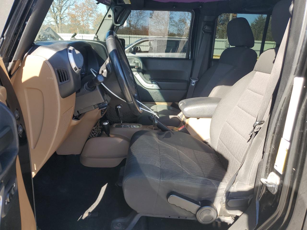 JEEP WRANGLER SAHARA