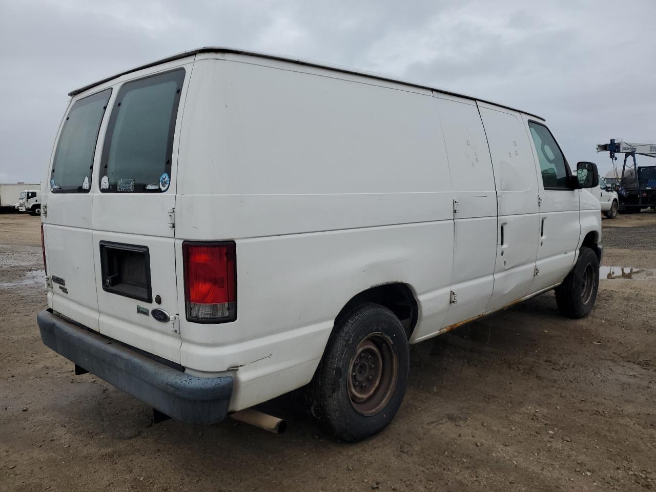 FORD ECONOLINE E150 VAN