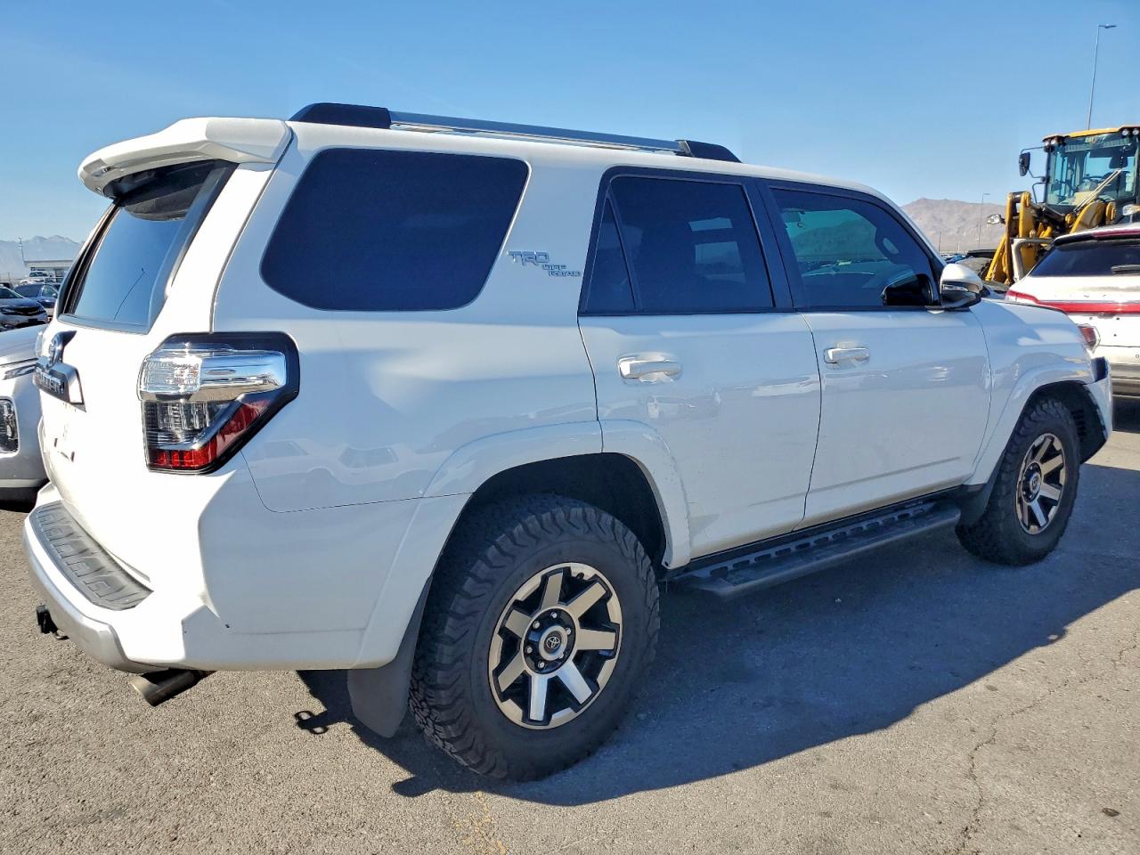 TOYOTA 4RUNNER SR5/SR5 PREMIUM