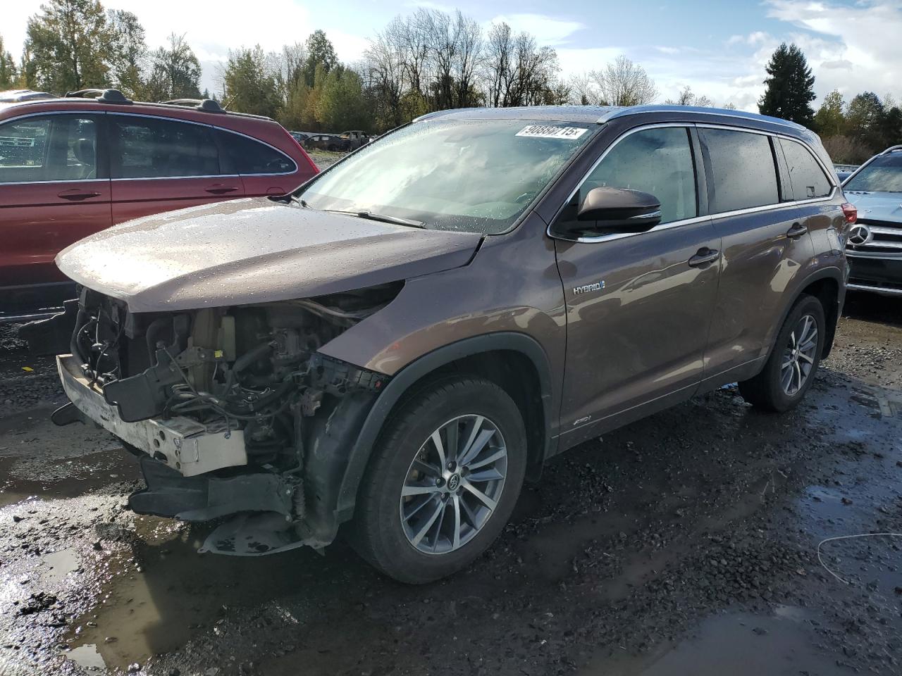 TOYOTA HIGHLANDER HYBRID