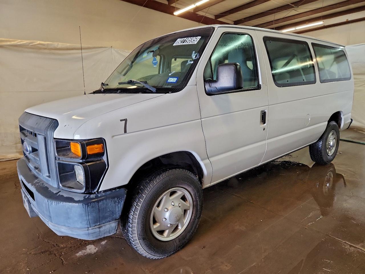 FORD ECONOLINE E350 SUPER DUTY WAGON