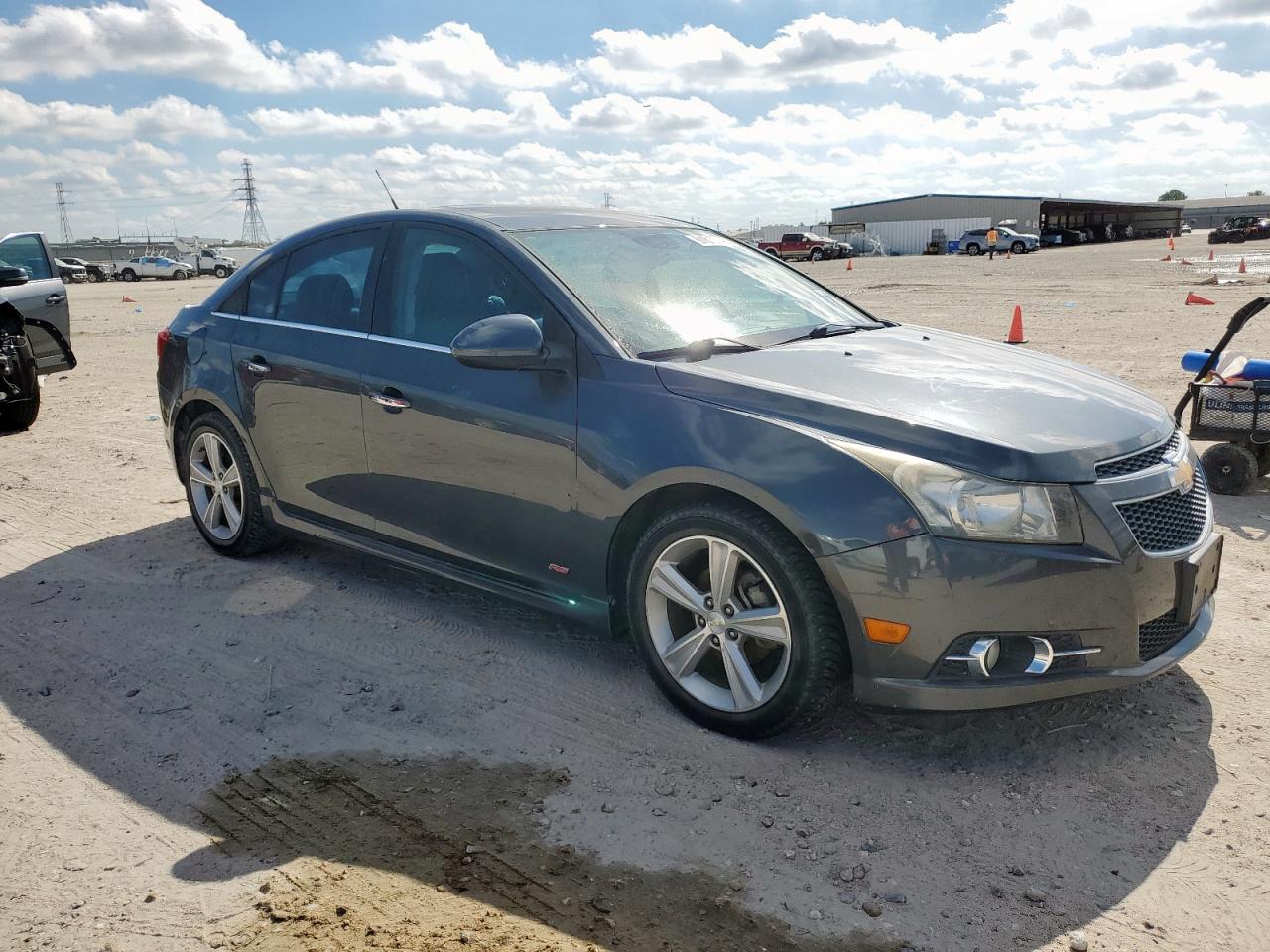 CHEVROLET CRUZE LT