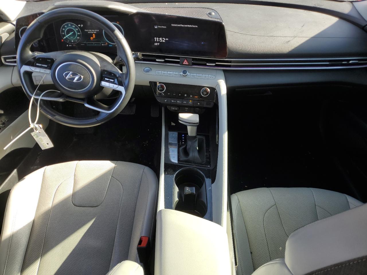 HYUNDAI ELANTRA LIMITED