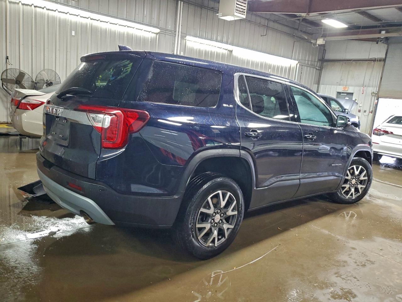 GMC ACADIA SLE