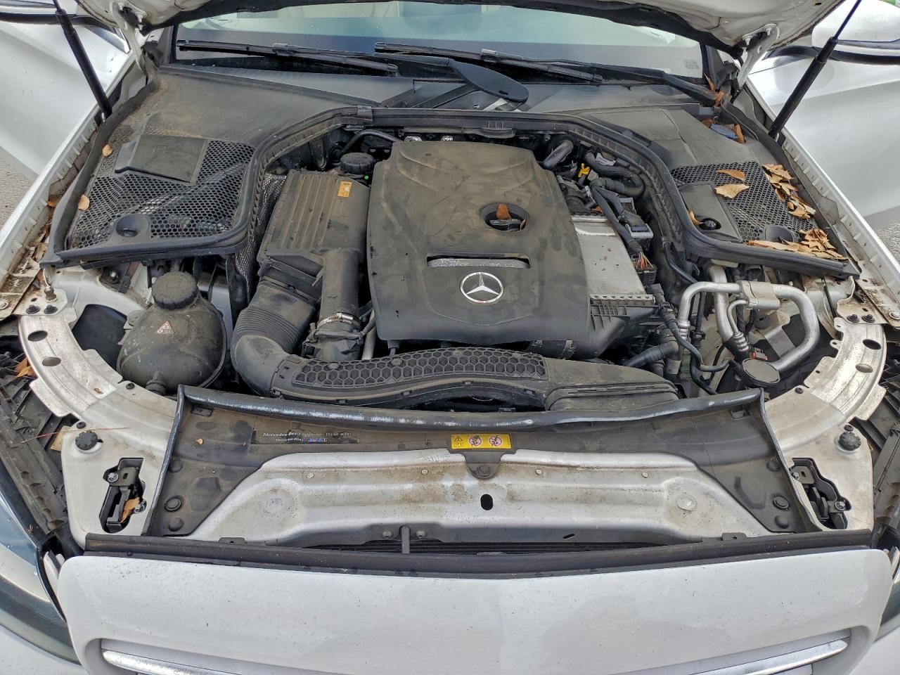 MERCEDES-BENZ C-CLASS 300