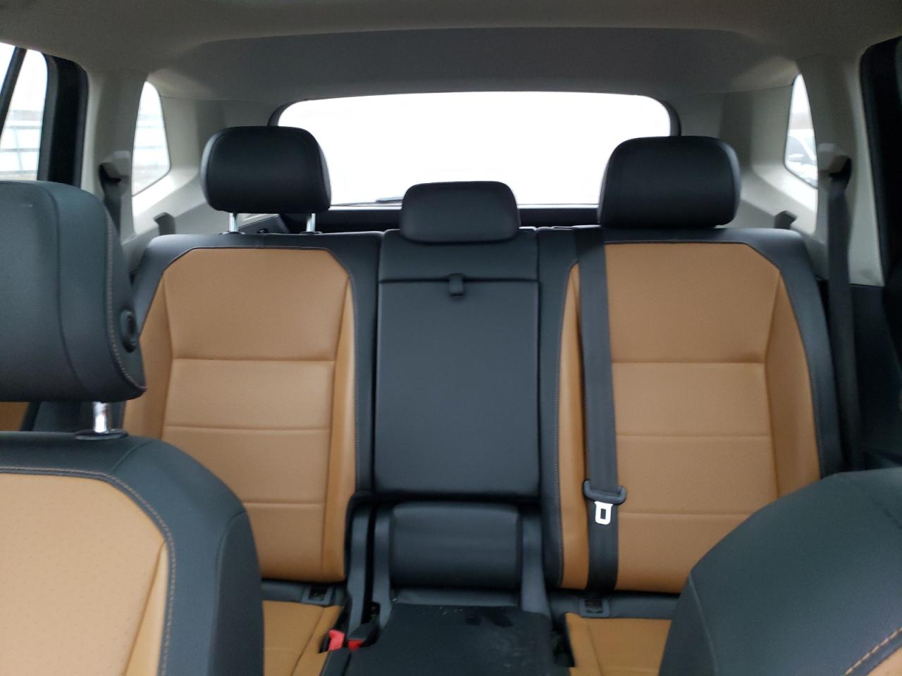 VOLKSWAGEN TIGUAN SE