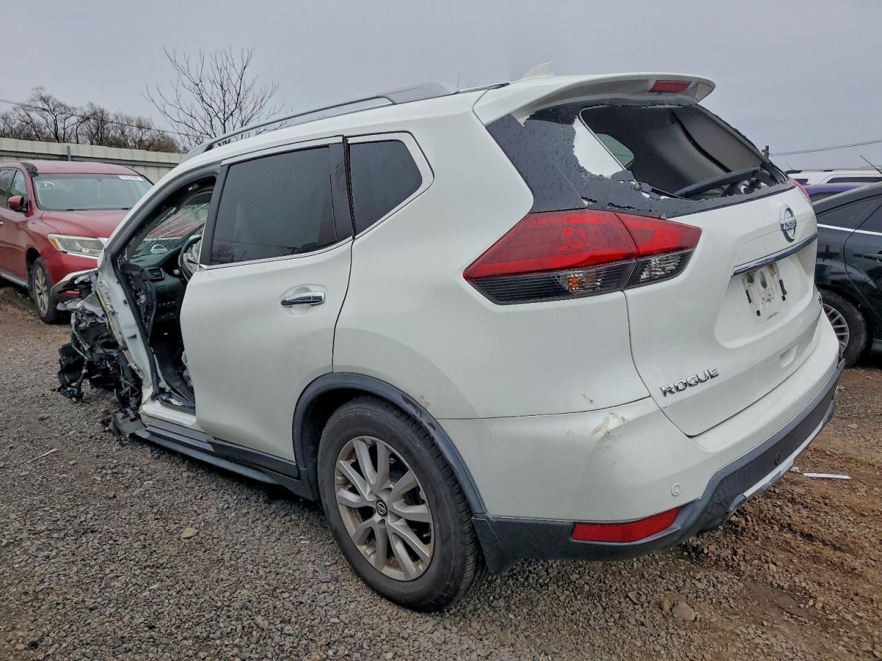 NISSAN ROGUE S