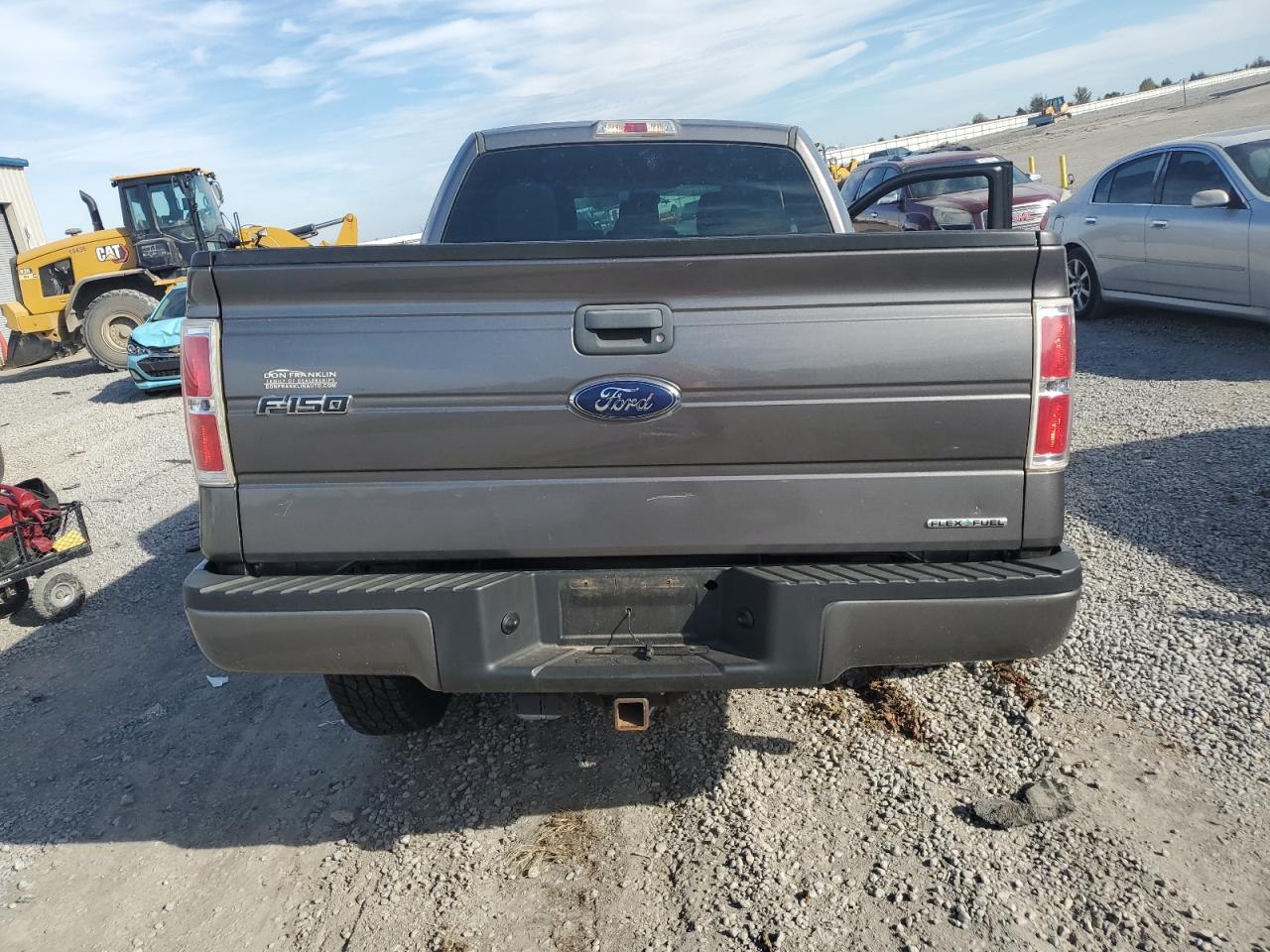 FORD F-150 SUPER CAB