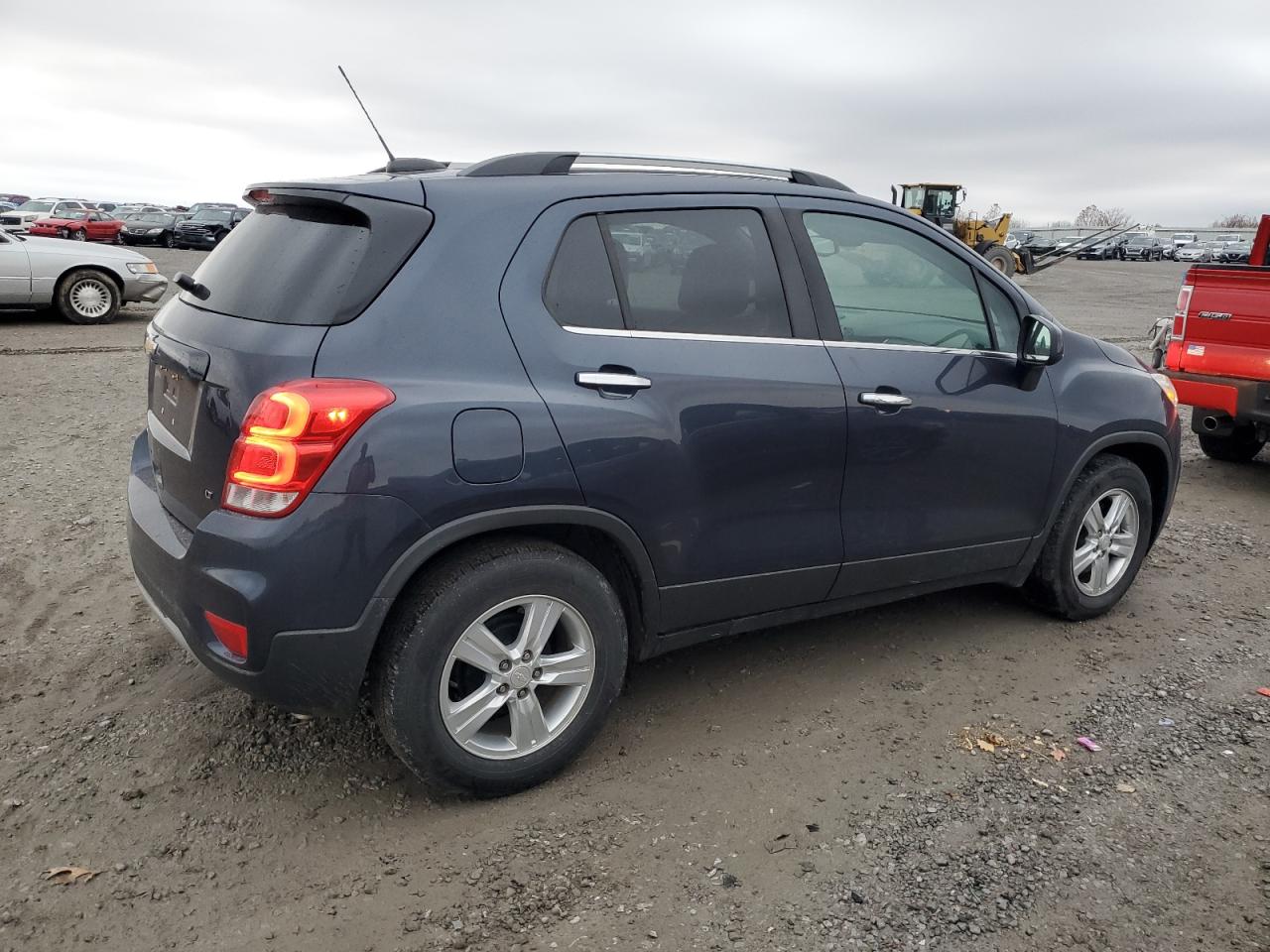 Lot #3316010800 2019 CHEVROLET TRAX 1LT