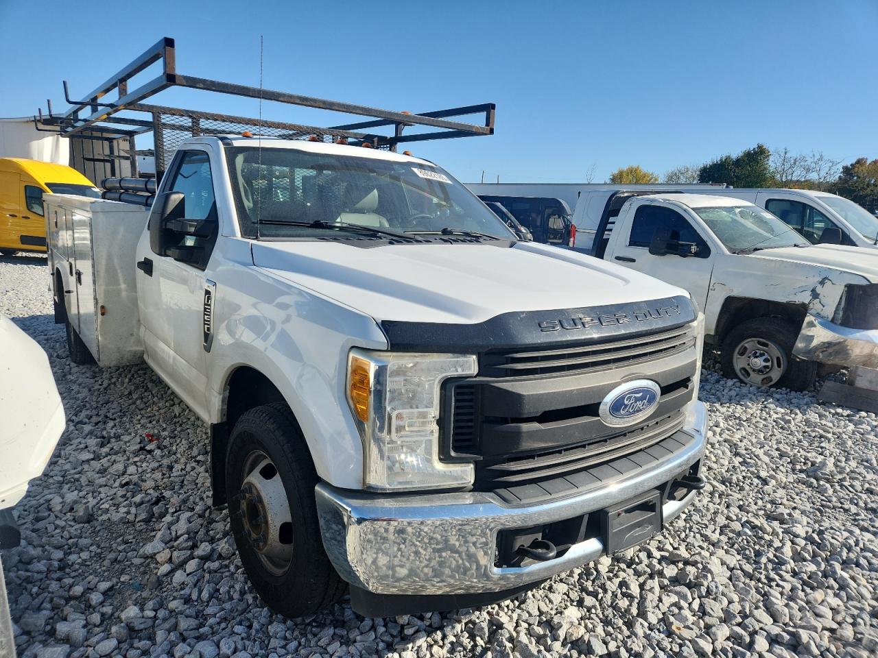 FORD F-350 SUPER DUTY
