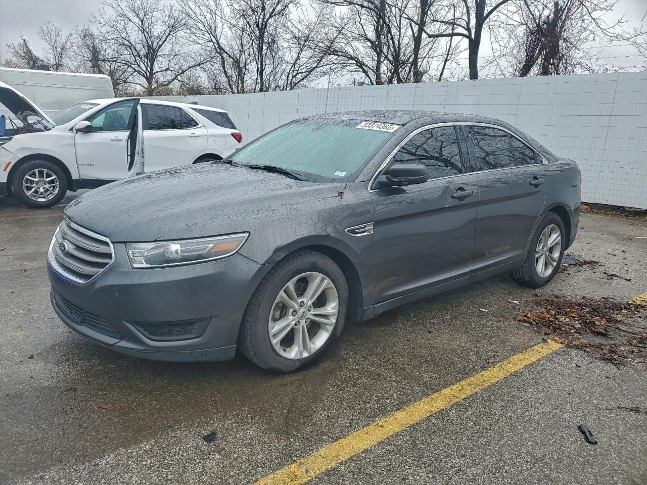 FORD TAURUS SE