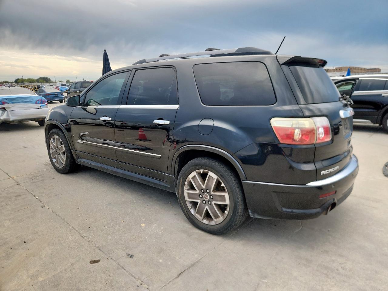 GMC ACADIA DENALI
