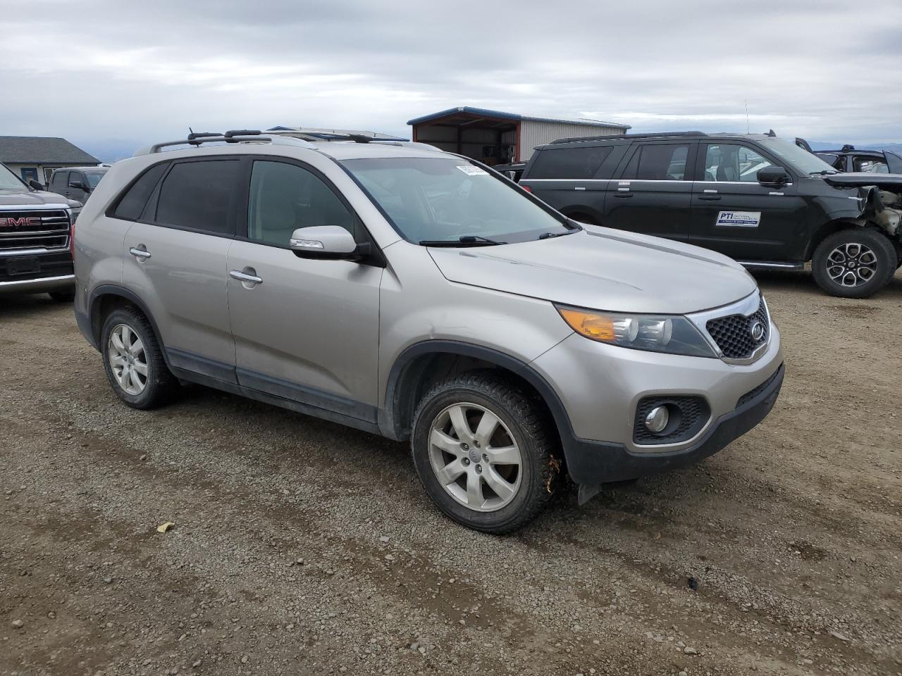 KIA SORENTO LX